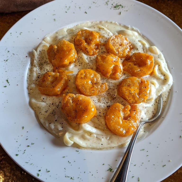 A Trusted Local Favorite for Flavorful Seafood